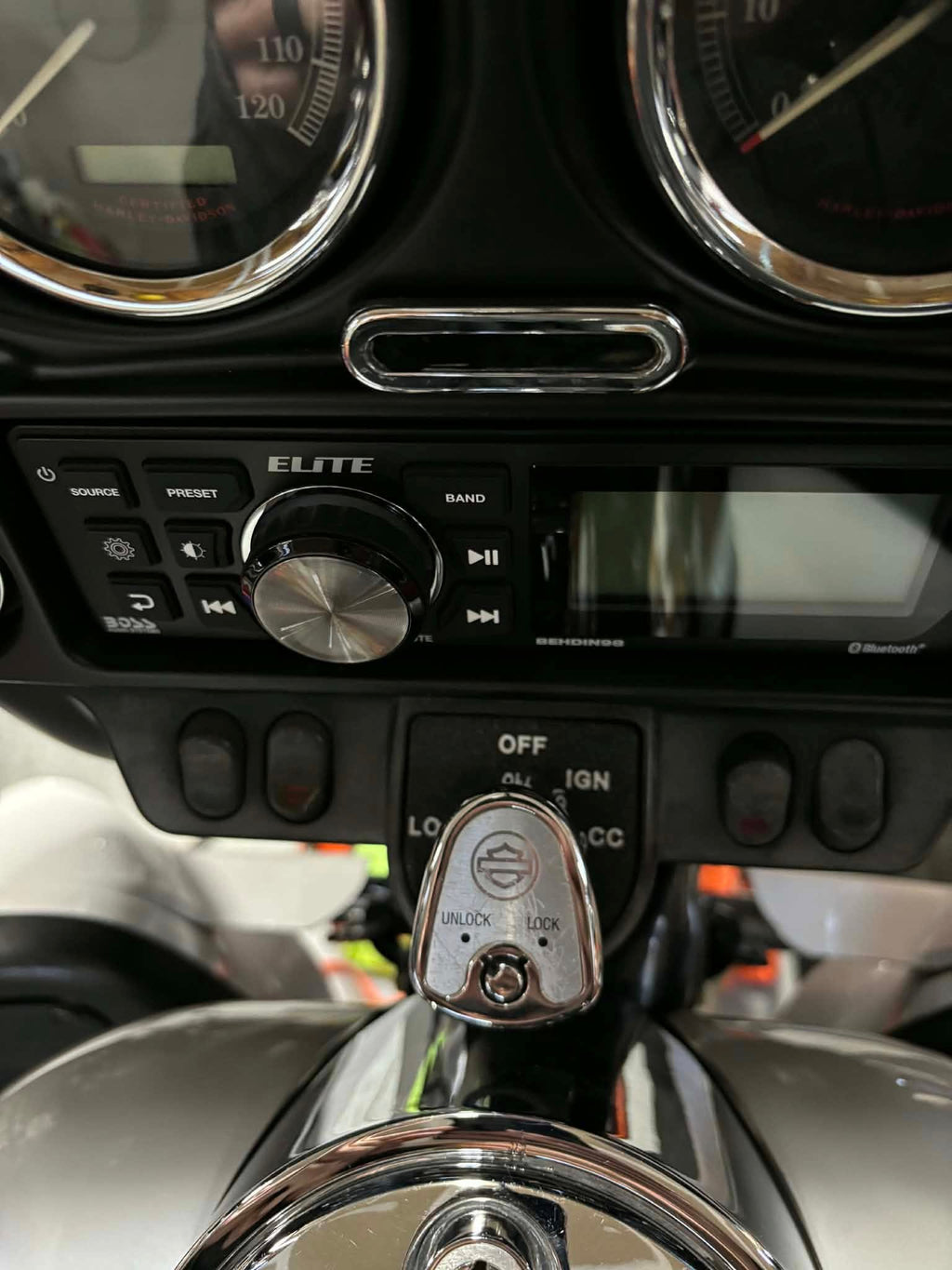 Street & Electra Glide - Ignition Switch Plate - OEM # 71422-03