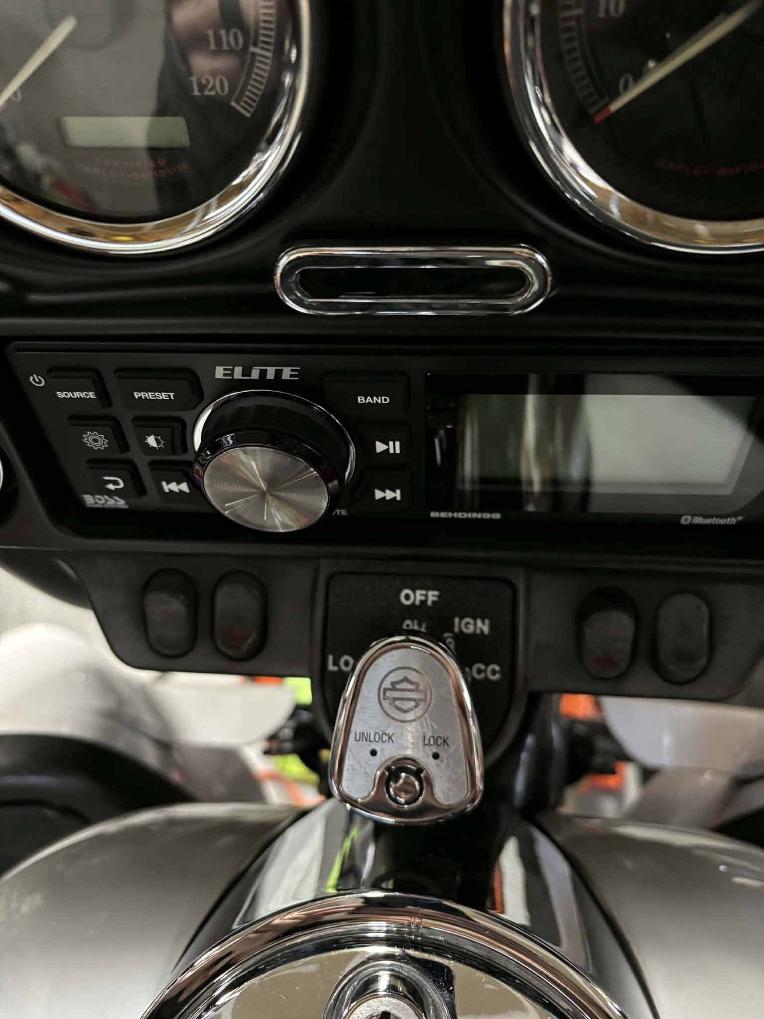 Street & Electra Glide - Ignition Switch Plate - OEM # 71422-03